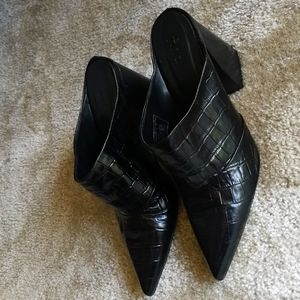 Black mules shoes, Find size 10